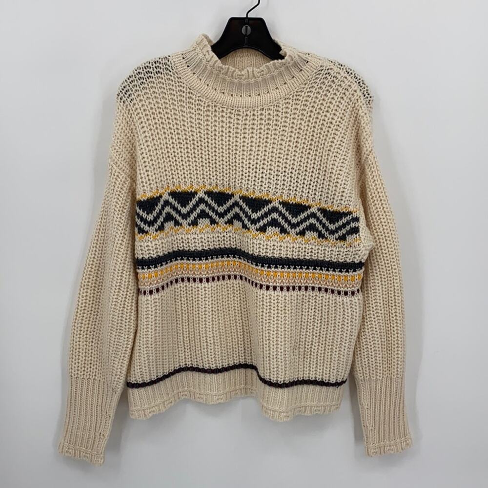 B B Dakota by Steve Madden Women's Chairlift Oatmeal Sweater size Medium
